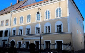 Австрийка съди държавата заради къщата на Хитлер