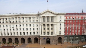 Първото редовно заседание на служебния кабинет беше отложено