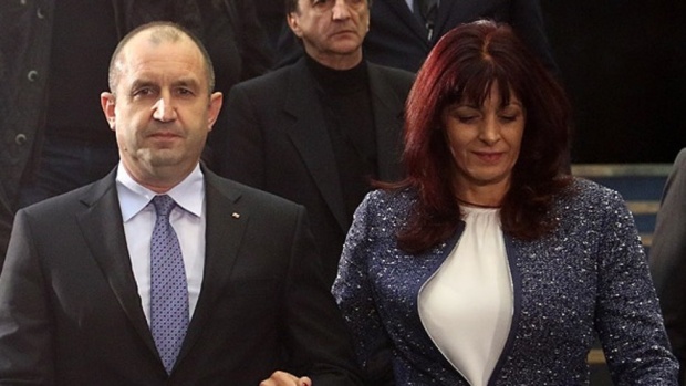 Новата първа дама на България очаква кабинет в Президентството