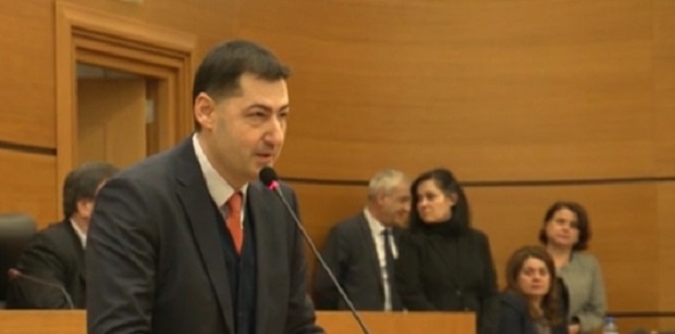 Иван Тотев отново седна на кметския стол в Пловдив