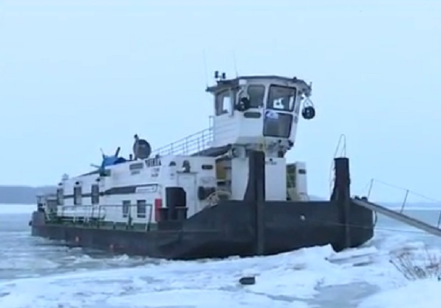 Вече втора седмица десетки кораби са заклещени в Дунав заради ледовете
