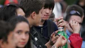 Българските юноши са на първите места в света по ежеседмична употреба на алкохол и цигари