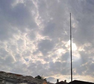Отмъкнаха два гръмоотвода от покрив в Бургас
