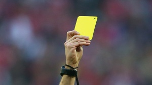 Ново правило във футбола: вадят от игра при жълт картон