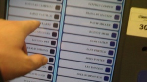 Машините за изборите идват от Филипините и Еквадор