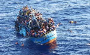 Над 1 300 мигранти бяха спасени в Средиземно море само за ден
