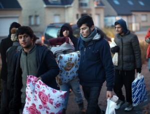 Канадците осъдиха "отворената" връзка на правителството към мигрантите