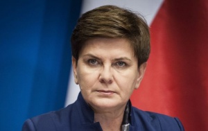 Полският премиер пострада при катастрофа