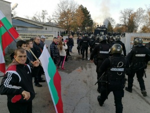 След бунта в Харманли! Почти 90% от мигрантите искат да се върнат в страните си