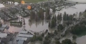 Продължава евакуацията в Калифорния заради проливни дъждове