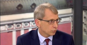 Образователният министър: Ще има увеличение на учителските заплати със задна дата
