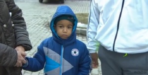 Приемат 9-годишният Байрям в правителствената болница, оперират го в България