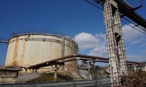 Заради изтичане на трихлоретан обявяват бедствено положение в завод "Полимери"