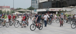 Велосипедисти излизат на протест в столицата в памет на Мартин Гачев