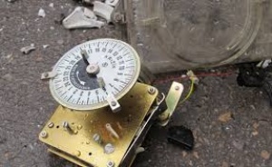 Хотели, ресторанти и дискотеки масово крадат ток, по-евтино им е да си платят глобата