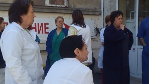 Медиците от Шумен на протест, настояха за финансова ревизия