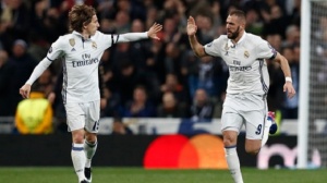 Последни надежди в Наполи за обрат на "Сан Паоло"