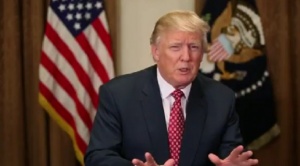 Тръмп подписа нов указ за миграцията