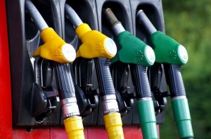 Петролната асоциация иска да се конфискуват колите с незаконно гориво