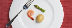 Диетолози: "Малките порции" водят до напълняване