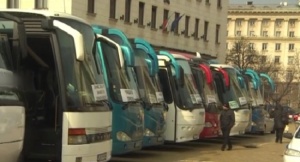 Протест на автобусни превозвачи срещу монопол в бранша