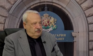 Огнян Герджиков уволни Иван Гарелов