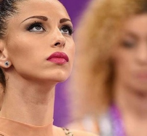 Цвети Стоянова е напълно възстановена! Показа рентгенова снимка на гръбнака си