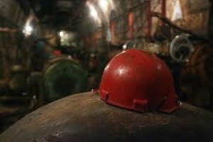 Над 100 миньори от "Оброчище" протестират заради ниските заплати