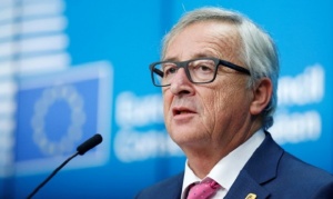 Юнкер: Преди година терористите удариха сърцето на Европа