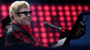 Елтън Джон взе участие в нова анимация