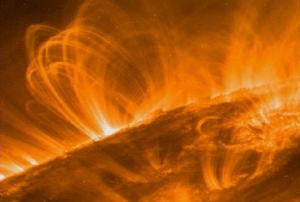 Астрофизици откриха вълни Росби на Слънцето