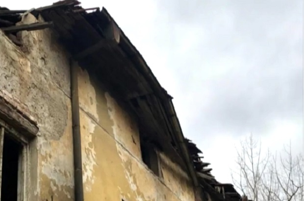 Друга опасна сграда в Благоевград застрашава живота на жителите