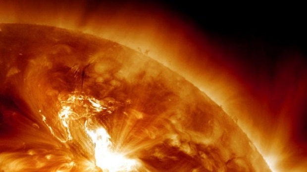 Немски учени пуснаха в експлоатация най-голямото изкуствено слънце в света