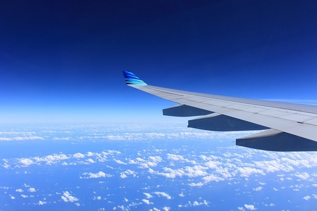 Влезе в сила забраната за таблети в самолетите в полетите към Великобритания