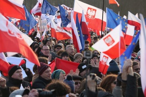Учителите в Полша на протест срещу промените в образованието