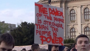 Протести срещу Александър Вучич в Сърбия (СНИМКИ)