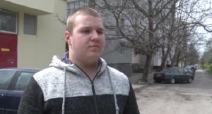 Добър пример! Ученик намери портфейл с пари и го върна