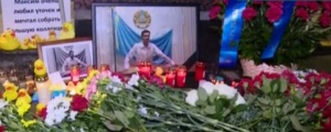 Погребват жертвите в петербургското метро