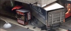 Пет са жертвите в Стокхолм, много са и ранените