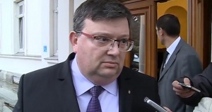 Цацаров отказа да сезира Конституционния съд за незаконността на изборите