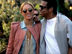 Бионсе и Джей Зи на почивка на Бора Бора преди появата на близнаците