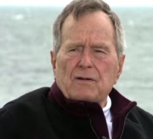 Буш старши отново в болница