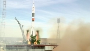 Руски и американски астронавти изстреляха с космически кораб "Союз МС-04"