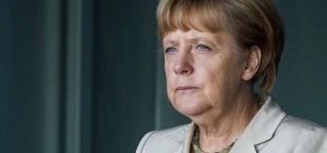 Меркел изрази съболезнования към семейството на загиналия полицай в престрелката в Париж