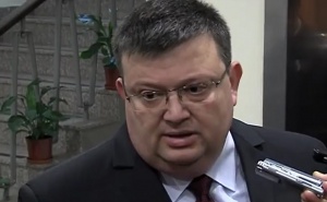 Цацаров пред ВСС: Не съм ходил на тайна среща, няма от какво да се срамувам
