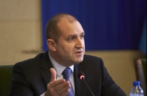 Радев призова партиите в Македония да уважават демократичния процес