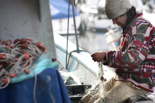 Рибари блокирха пътища в Монтанско, настояват за мерки срещу бракониерите