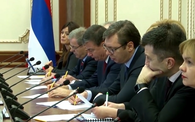 Вучич призова за разрешаване на проблемите в Македония по мирен път