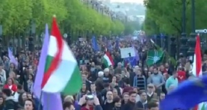 Многохиляден протест в Унгария срещу руското влияние в страната