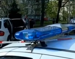 Напрежение в Сливен, полицай е в болница с комоцио, а 14-годишен - с огнестрелна рана